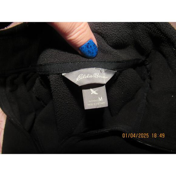 Eddie Bauer 1/4 zip fleece - medium - Picture 3 of 3